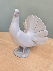 Genuine Large Lladro Dove Figurine