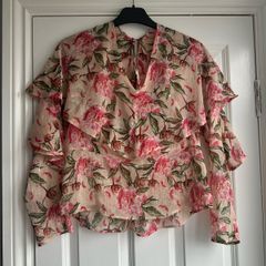 River Island top - size 14
