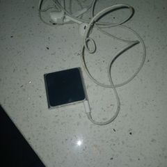 Apple IPOD no charger