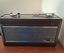 roberts r900