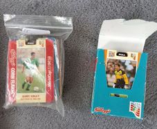 2 complete sets of Kellogs Cornflakes world Cup USA 1994 Irish team pop up Football slides & lots of doubles