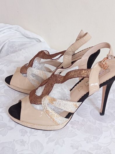 PRICE DROP, AMY HUBERMAN, Ladies sandals in good condition, Size 41/7.5