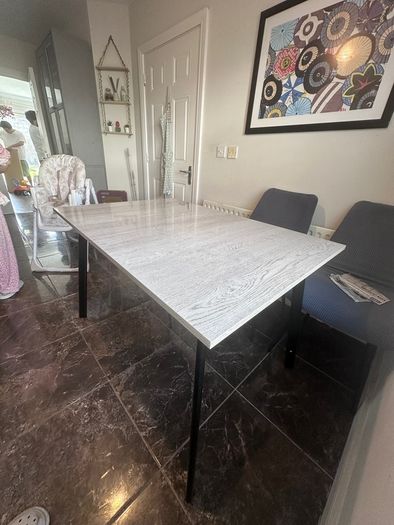 Extendable dining table Ono