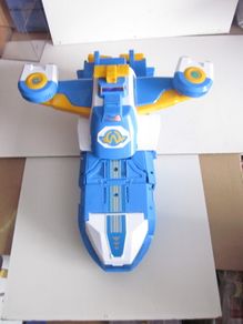 SuperWings 3 in1 World Aircraft Transforming Robot