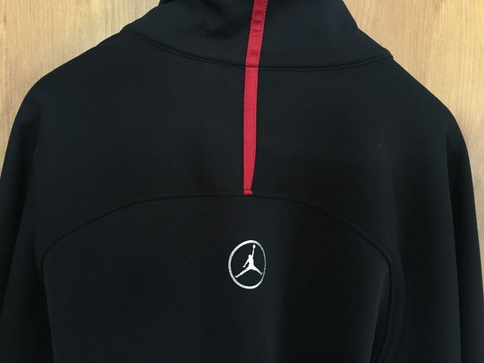 Nike Jordan Top  Black size m