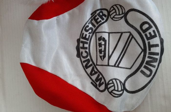 vintage man United teddy and cap and armbands from early 80,s