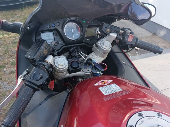Honda Blackbird CBR1100XX