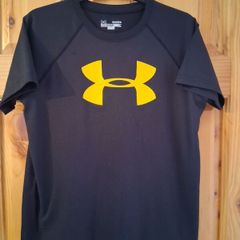 Under armor tee shirt