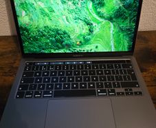 Macbook Pro 13.3" 2020 | 16gb | 2.0ghz I5 | 512gb Ssd