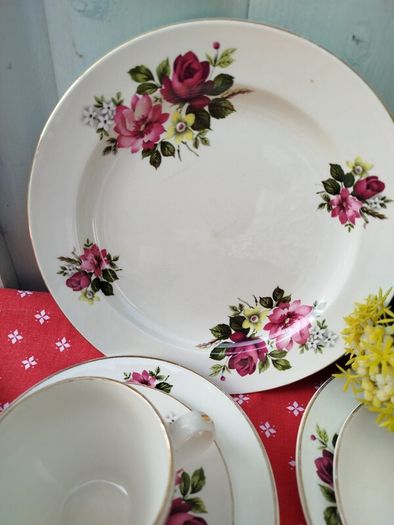 Carrigaline Tea set