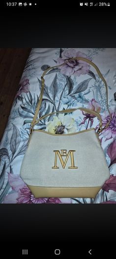 ladies handbags  5eur each