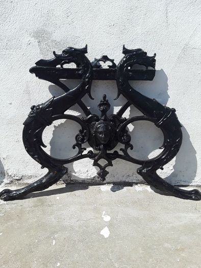 cast iron bench ends
