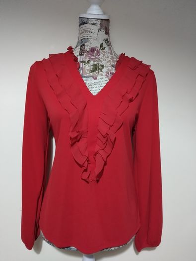 Red Ruffle Gallery Top, New With Tags