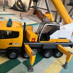 Bruder Crane Truck