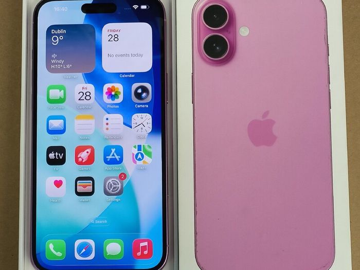 Apple iPhone 16 PLUS 128GB Factory Unlocked Pink Grade A Little Use (Its Original Battery: 100%)