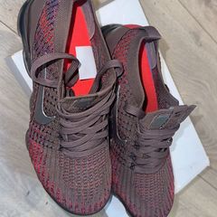 Nike Vapormax runners Flyknit Size UK 5.5