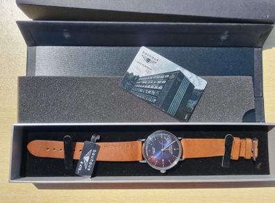 German automatic watch - Bauhaus Power Reserve