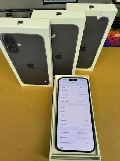 Apple iPhone 16 Plus, Black, 128GB, Factory Unlocked (Its Original Battery Life 100%), Little or Never Used