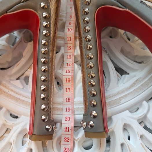 Christian Louboutin Heels size 38