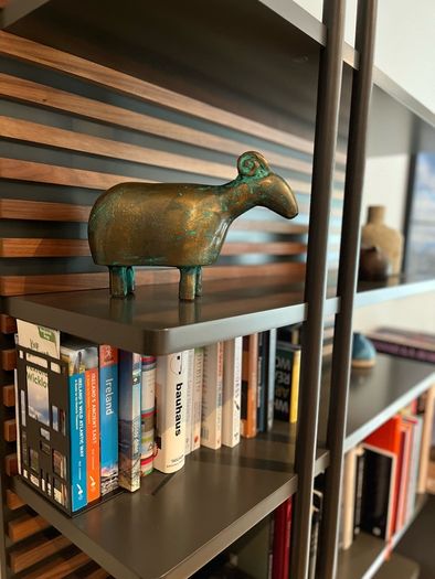 Shelving unit/bookcase