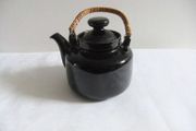 KDW (Kilkenny Design) Vintage Black Teapot