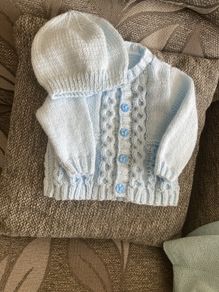 Blue cardigan and hat 3 to 6 mths
