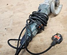 4" Black & Decker Grinder