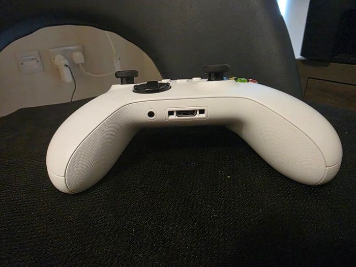 Xbox controller White