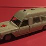 Siku 1/55 scale Mercedes Binz ambulance Image 5
