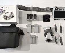 DJI Mini 3 Pro Drone + Fly More Combo