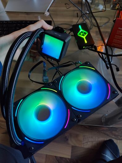 240mm / 360mm Aio Liquid Coolers > Incomplete / Minor Rgb Issues