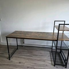 Desk/Work station