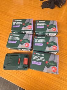 Parkside toll and battery holder