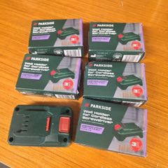 Parkside toll and battery holder