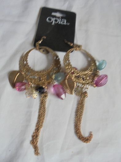 Earrings x 6 for Sale