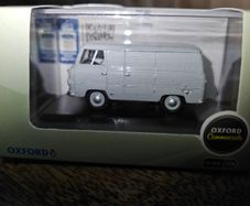 Oxford Diecast Ford 400E Van 1.76 Scale