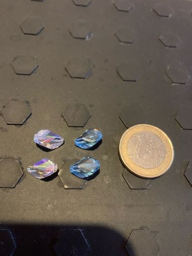 Crystal item