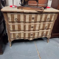 painted chest of drawers