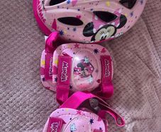 Minnie Mouse Bike helmet