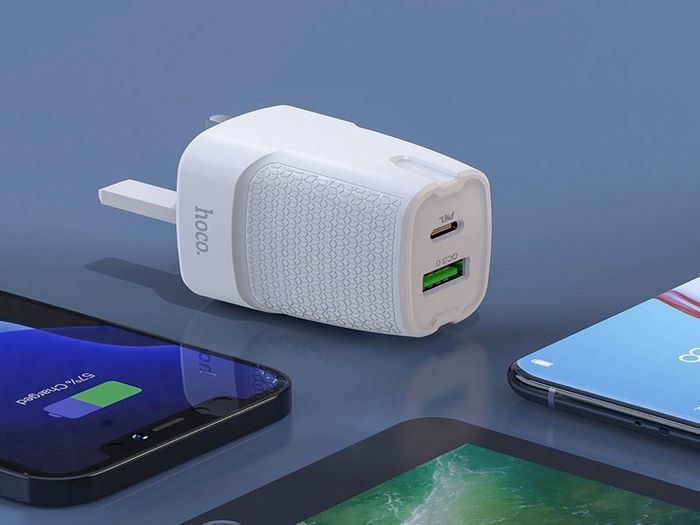 Hoco 2 PORT  USB QUALCOMM 3.0 QUICK Charging Plug Wall Charging For Iphone Samsung Charger