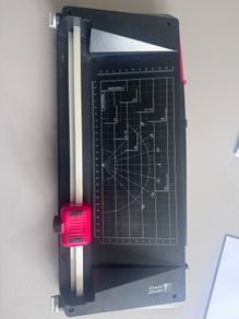 paper guillotine / cutter