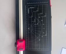paper guillotine / cutter