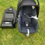 Maxi-Cosi CabrioFix i-Size Car Seat + inserts+ ISOFIX Base Image 3