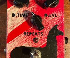 Delay Llama v1 pedal