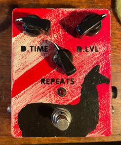 Delay Llama v1 pedal
