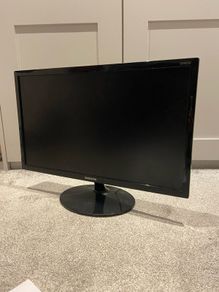 Samsung 24" LED Full HD Monitor S24D330H Office/Gaming 1920x1080 60Hz 1ms BJ44
