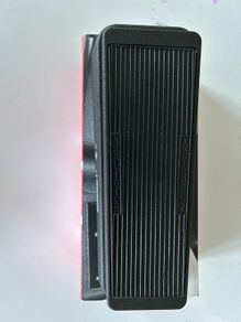 Jim Dunlop the original crybaby pedal GCB95
