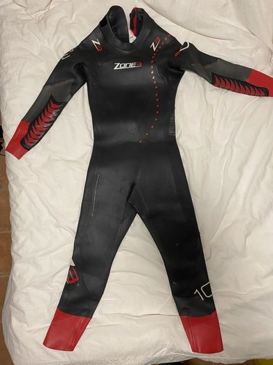 Zone 3 Aspire size L swimming wetsuit