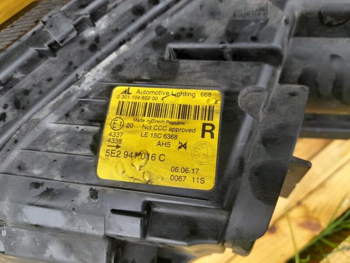 Genuine Used Headlights