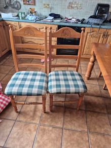 Solid Wood Kitchen Table "72 Wide Excellent Condition.
